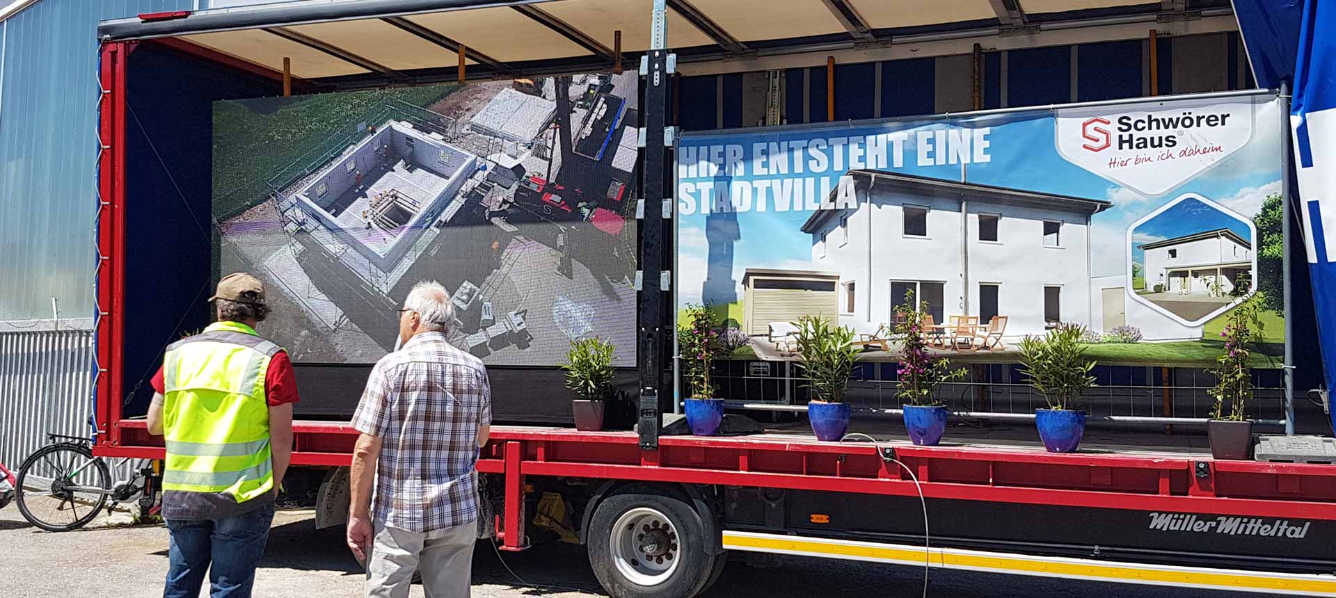 Live-Hausmontage am Schwörer-Erlebnistag 